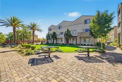 3553 Reserve Court, Las Vegas, NV 89129 Yard