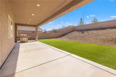 865 Maybole Avenue, Henderson, NV 89012 Patio