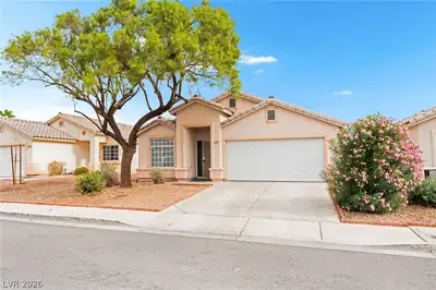 4910 Athens Bay Place, North Las Vegas, NV 89031 Front of Structure