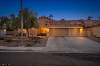2525 Vera Cruz Circle, Henderson