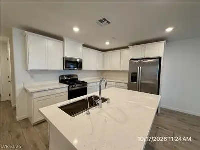 166 Hadley Heights Court, Henderson, NV 89011 Kitchen