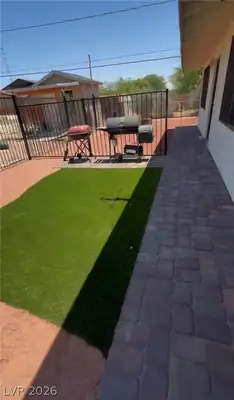 2320 Bassler Street, North Las Vegas, NV 89030 Yard