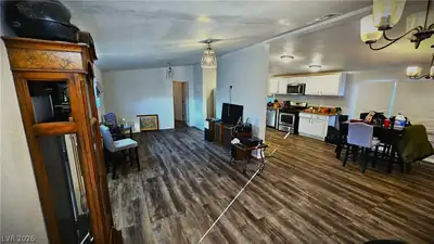 5998 Castlemont Avenue, Las Vegas, NV 89156 Living Room
