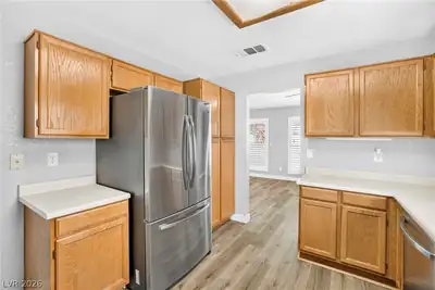 2803 Camelback Lane, Henderson, NV 89074 Kitchen