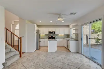 10424 Trailing Dalea Avenue, Las Vegas, NV 89135 Kitchen