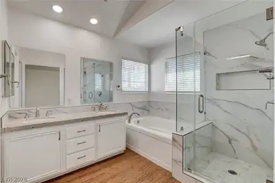 10424 Trailing Dalea Avenue, Las Vegas, NV 89135 Primary Bathroom