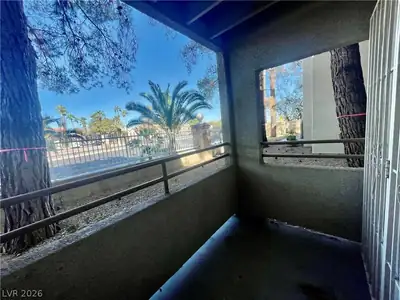 3145 East Flamingo Road 1008, Las Vegas, NV 89121 Patio