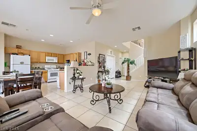 6322 Rubylyn Avenue, Las Vegas, NV 89122 Living Room