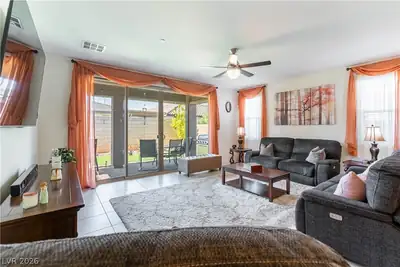751 Drammatico Place, Henderson, NV 89011 Living Room