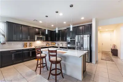 751 Drammatico Place, Henderson, NV 89011 Kitchen