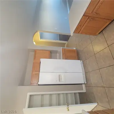 2601 Amber Crest Street, Las Vegas, NV 89142 Kitchen