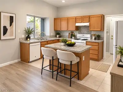 606 Heartland Point Avenue, North Las Vegas, NV 89032 Kitchen