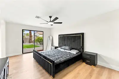 2928 Pleasant Lake Drive, Las Vegas, NV 89117 Bedroom