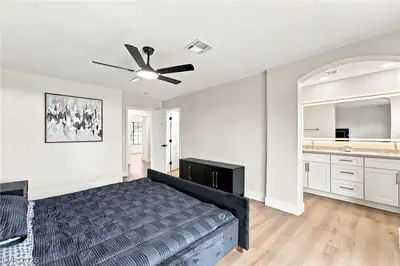 2928 Pleasant Lake Drive, Las Vegas, NV 89117 Primary Bedroom