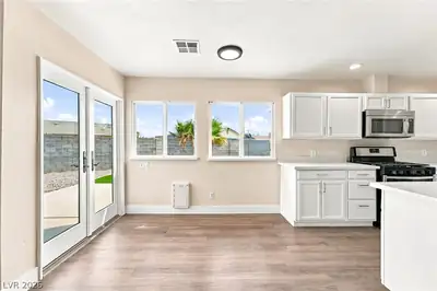 5444 Northridge Lane, Las Vegas, NV 89122 Dining Area