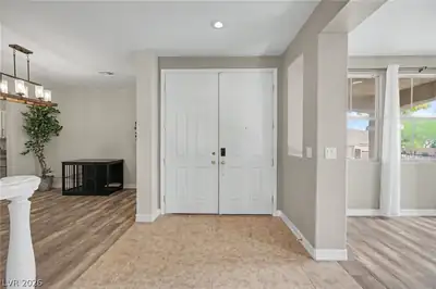 10405 Chimney Flat Court, Las Vegas, NV 89129 
