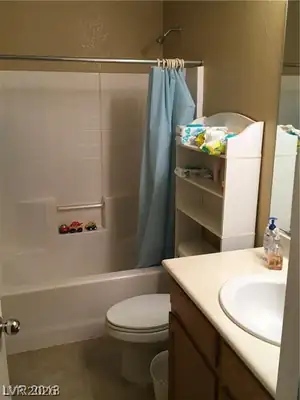 11023 Florence Hills Street, Las Vegas, NV 89141 Bathroom