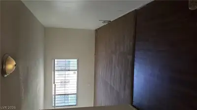 146 Greenbriar Townhouse Way, Las Vegas, NV 89121 Living Room
