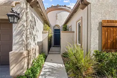 9740 Pan Falls Street, Las Vegas, NV 89178 