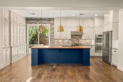 9740 Pan Falls Street, Las Vegas, NV 89178 