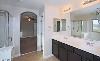 973 Via Del Tramonto Street, Henderson, NV 89011 Primary Bathroom