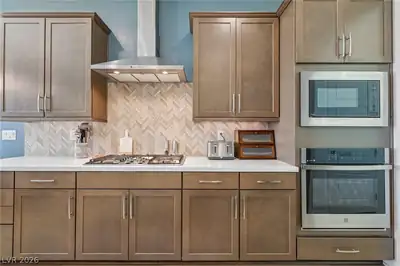 48 Tatahatso Point Street, Henderson, NV 89011 