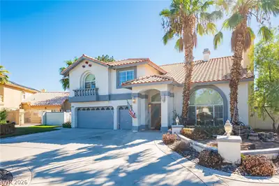 8225 Hidden Crossing Lane, Las Vegas