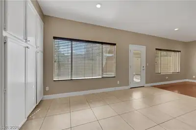 9229 Valador Avenue, Las Vegas, NV 89129 Dining Area