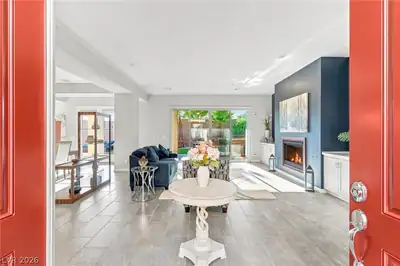 6125 Pebble Glen Court, Las Vegas, NV 89149 