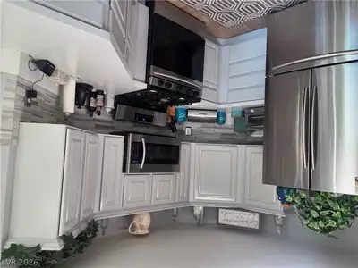 5369 Painted Mirage Road na, Las Vegas, NV 89149 Kitchen