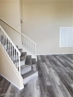 3613 Mountain Crest, Las Vegas, NV 89129 Stairs