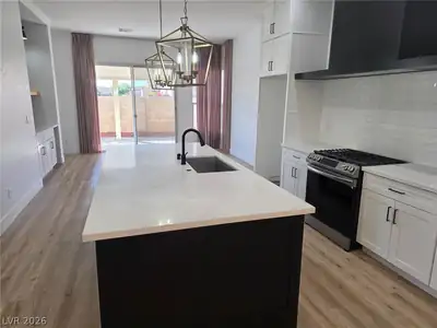 175 Twin Towers Avenue, Las Vegas, NV 89123 Kitchen
