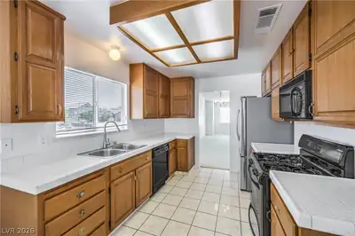 1806 Adonis Avenue, Henderson, NV 89074 Kitchen