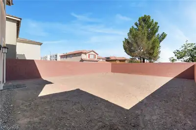 4222 SUNSET CHASER Court, Las Vegas, NV 89147 Yard