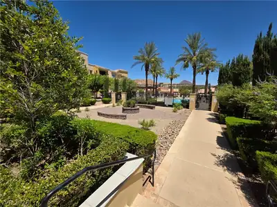 30 Strada Di Villaggio 631, Henderson, NV 89011 Yard