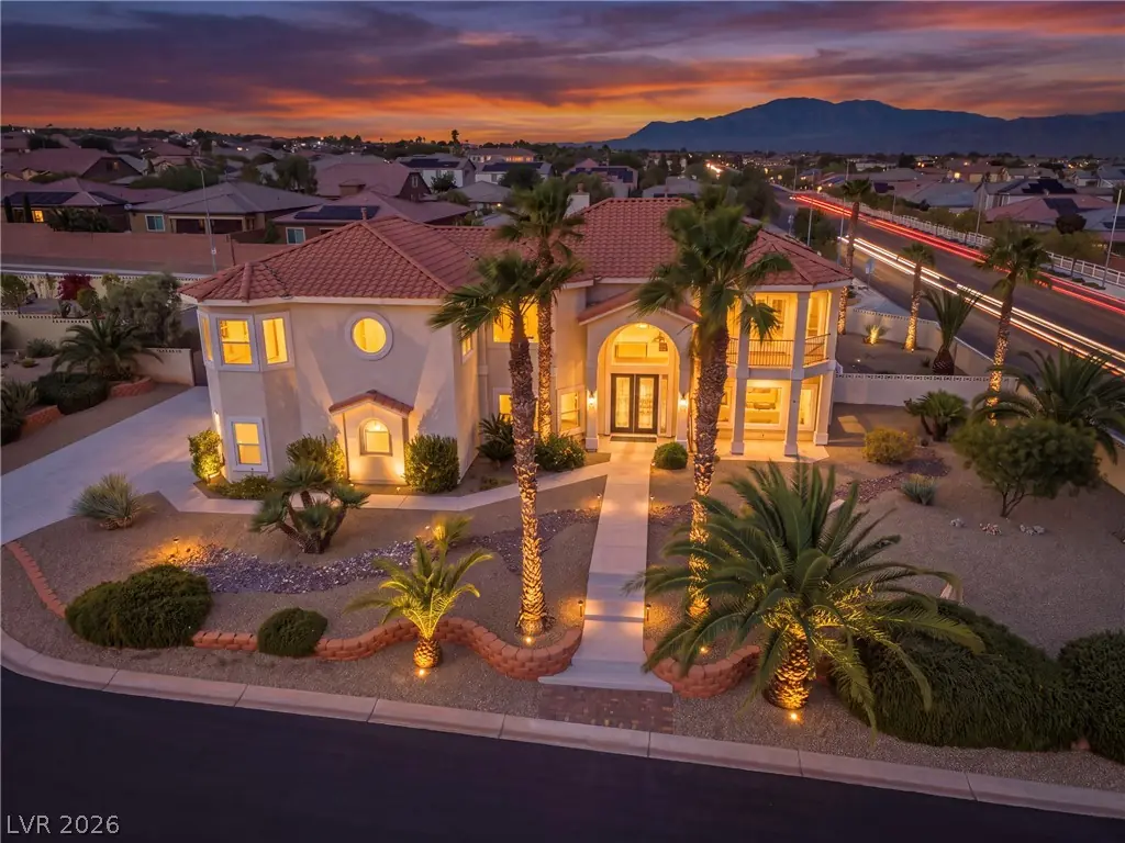 6695 North Grand Canyon Drive, Las Vegas, NV 89149