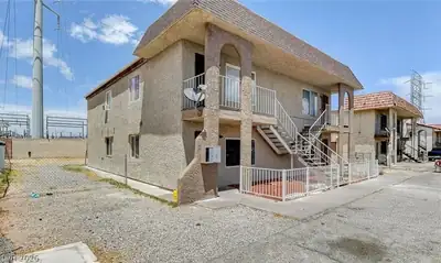 5322 Del Gado Drive, Las Vegas, NV 89103 Front of Structure