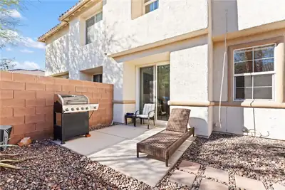 6255 West Arby Avenue 318, Las Vegas, NV 89118 Patio