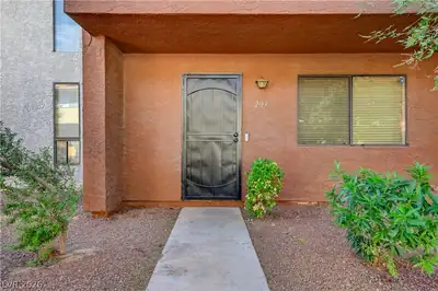 200 Bel Port Drive 203, Las Vegas, NV 89110 Entry