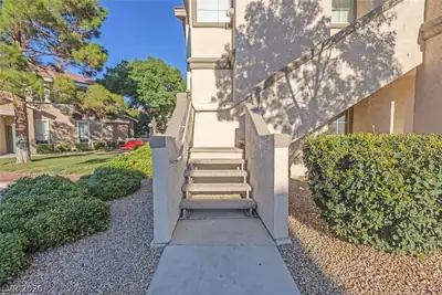 9901 Trailwood Drive 2064, Las Vegas, NV 89134 Stairs