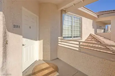 9901 Trailwood Drive 2064, Las Vegas, NV 89134 Entry