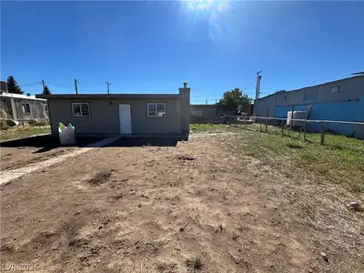 860 Avenue N, Ely, NV 89301 Yard