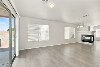 136 Zenith Point Avenue, North Las Vegas, NV 89032 Living Room