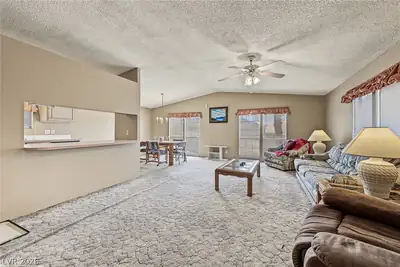 512 Mona Lane, Henderson, NV 89015 Living Room