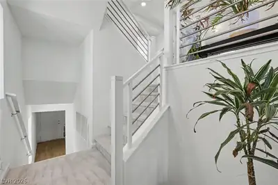 7761 Misty Oaks Avenue, Las Vegas, NV 89113 