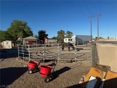 607 Emden Street, Henderson, NV 89015 Stable