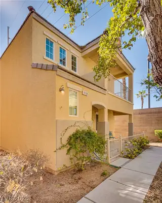 9168 Dimpled Court, Las Vegas