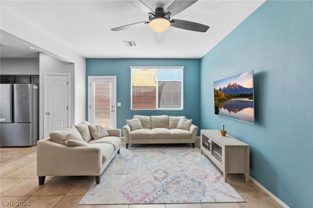 7619 Ashby Gate Street, Las Vegas, NV 89166