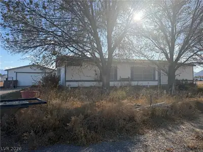 2391 Shadow Mountain Street, Pahrump, NV 89060 Front of Structure