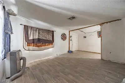 2529 Magnet Street, North Las Vegas, NV 89030 Living Room